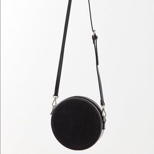 Urban outfitters double zipper circle bag
